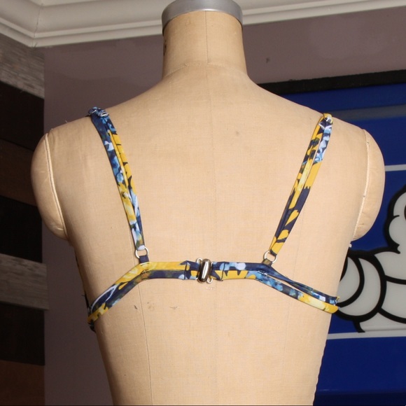 ZAFUL - Floral Bikini Top - Picture 2 of 3